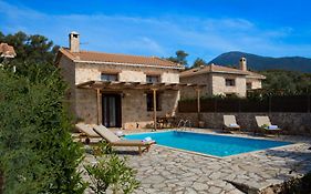 Dioni Villa